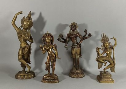 null TIBET, INDE, THAILANDE - Moderne

Ensemble quatre statuettes en métal, représentant...