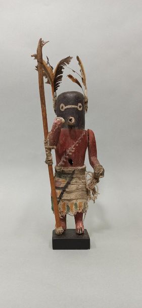 null Kachina SIPIKNE (kachina guerrier Zuni) HOPI (Arizona USA)

Bras articulés,kilt...