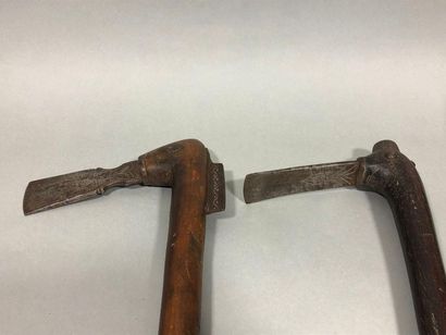 null Batch of Two FON Recades, Benin

Wooden handle and finely chiselled blade.

Length:...