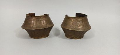 null GOURMANTCHE, Mali or Burkina Faso

Pair of finely decorated bronze ankle bracelets...
