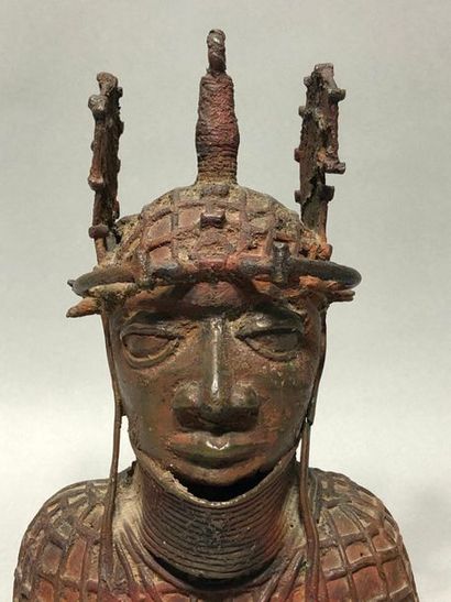  Buste en bronze de l'Empire du Bénin (Nigéria). Copie du premier tiers du Xxème...