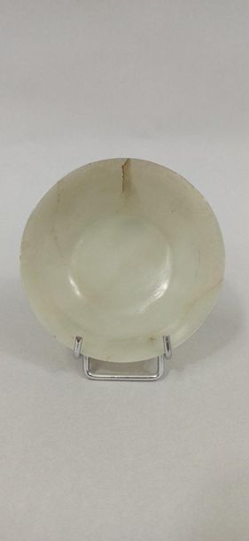 CHINA - 20th century 
Small round bowl in...
