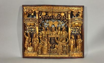 null CHINA, Ningpo - 20th century

Carved, openwork and gilded lacquered wood panel,...