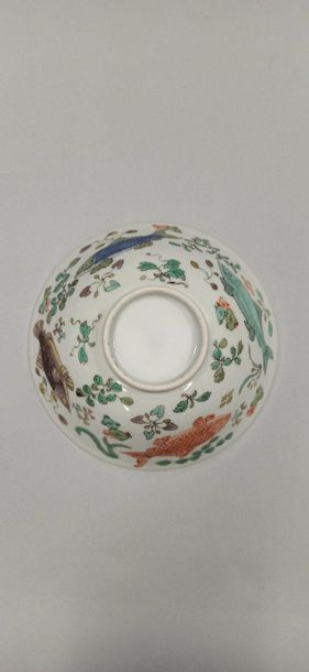  CHINA - 19th century 
Porcelain bowl with enamel decoration in the style of the...