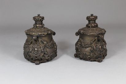 null Pair of covered silver baluster-shaped pots with three scrolled feet, decorated...
