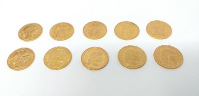 null Lot de 10 pièces en or de 20 francs Coq.

TB à SUP. 

Poids : 64.5 g.