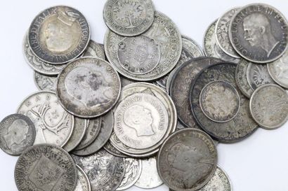 null Ensemble de pièces étrangères en argent, majoritairement XIXe dont : 50 cents...