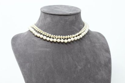 null Collier raz de cou en or jaune 14k (585) à deux rangs de perles et collier de...