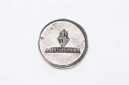 null Kingdom of Mallorca silver coin of 30 cents.

Obverse: inscription: SALUS POPULI....
