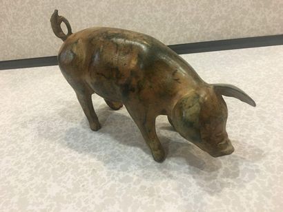 null CHENET Pierre, 21st century

Sow and her piglet

bronze with an ochre patina...