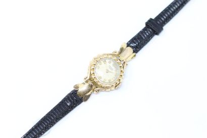 PIERPONT PIERPONT

Montre bracelet de dame, le boîtier rond en or jaune 18k (750),...