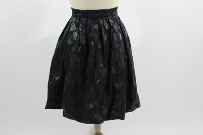 Yves Saint LAURENT YVES SAINT LAURENT Change

Matte and iridescent black skirt with...