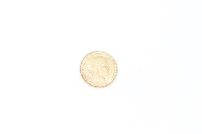 null Pièce en or de 20 francs au Coq (1904). 

TB à TTB.

Poids : 6.45 g.