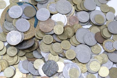 null Lot de pièces en argent : 100 F 1988, 1 F Semeuse 1917, half dollar 1944, sept...