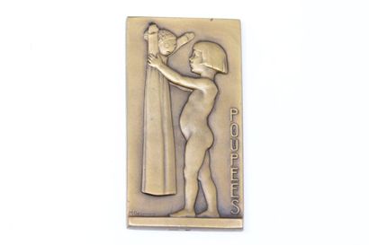 null Médaille réctangulaire en bronze à patine doré "Poupées", d'après M.Delannoy.

Dim...