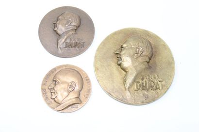 null DAURAT Didier (1891-1969)

3 médailles en bronze 

Avers : buste de profil gauche....