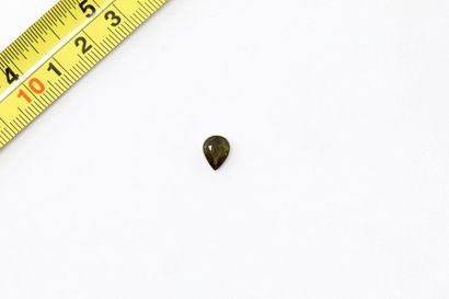 null Pear green tourmaline. 

Probably unheated and Mozambique. 

Weight: approx....