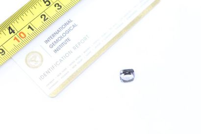null Faceted Tanzanite. 

Accompanied by an IGI certificate of 13/06/18.

A metal...