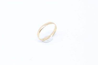null 14k (585) yellow gold wedding band. Not engraved.
Finger size : 61.5 - Weight...