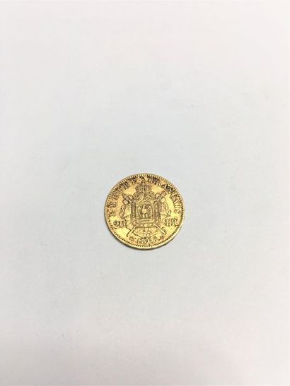 null Pièce en or de 20 francs Napolèon III tête laurée (1868 BB)
Poids : 6.45 g....
