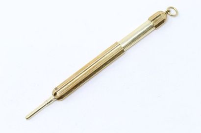 null 18k (750) yellow gold folding pencil case.

Gross weight: 10.78 g