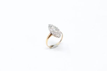 null 18k (750) yellow and white gold shuttle ring paved with rose-cut diamonds

Finger...