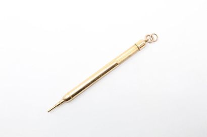 null 18k (750) yellow gold folding lead pencil holder. Engraved "Maurice". 

Gross...