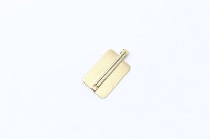 null 18k (750) yellow gold plaquette pendant set with a small diamond.

Gross weight:...