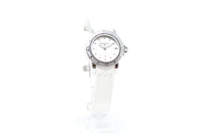 MONTBLANC MONTBLANC

Wristwatch, round silvered metal case, dial with pearly bottom...