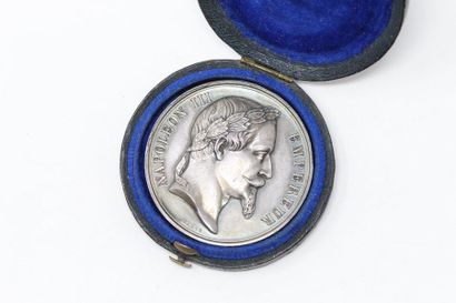 null Silver medal. 

Obverse: NAPOLEON III EMPEROR. Profile of Napoleon III

Reverse:...