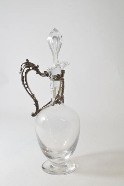 null Crystal ewer with Louis XV style silver plated metal frame. Cap brought back....