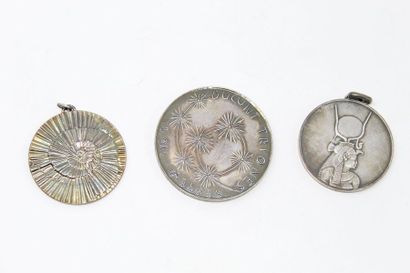 null Médaille commémorative en argent banque française et italienne 1910-1960, tranche...
