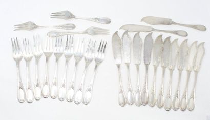 null Twelve silver fish cutlery (minerve), leafy model. 

Goldsmith: Lecene (& Cie)

Weight:...