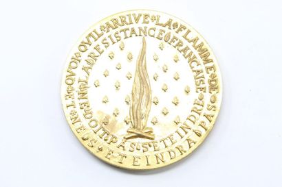 null Great bronze medal.

Obverse: THE RESISTANCE; in the middle France chained in...