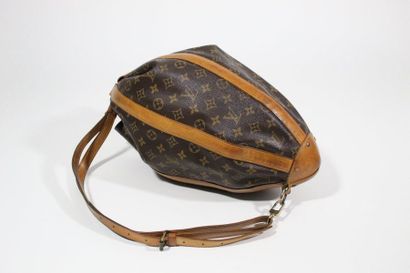 LOUIS VUITTON LOUIS VUITTON by Roméo Gigli

Limited edition for the 100th anniversary.

Backpack...