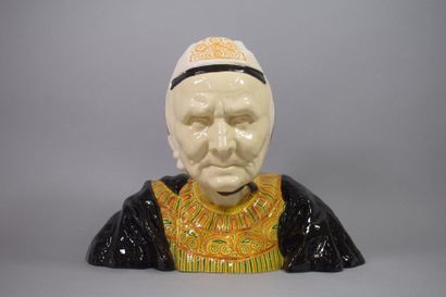 null QUIMPER-PORSON

Glazed earthenware bust signed representing "The Wicked One...