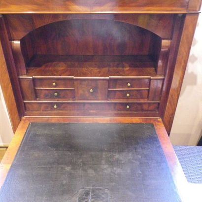 null Louis Philippe secretary in veneered wood, opening on the front with a drawer,...