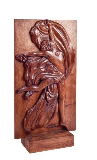 null Jean ROUPPERT (1887-1979)

Salome, c. 1942. Carved wood bas-relief varnished...