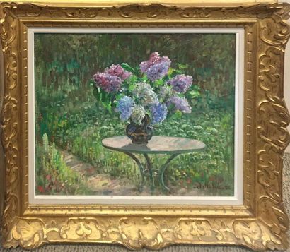 null CHALLULAU Marcel (1887-1982)

Bouquet sur la table du jardin, huile sur panneau,...