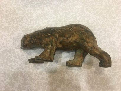 null CHENET Pierre, 21st century

Polar bear

bronze with an ochre patina shaded...