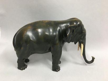 null MODERN SCHOOL

Elephant 

Bronze with brown-black patina

scratches and small...