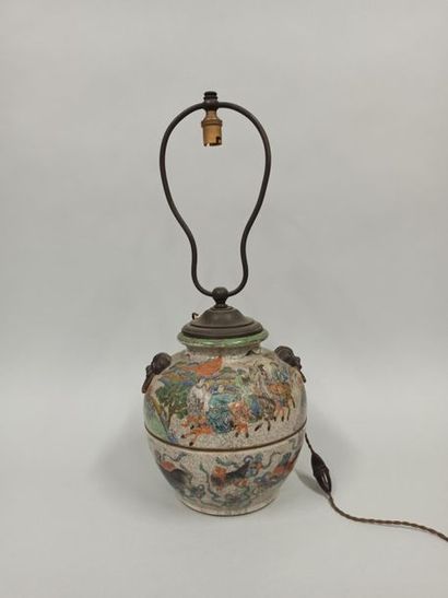 null CHINA - Nanking

Porcelain vase formerly mounted as a lamp, decorated with warriors...