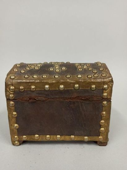 null Small box with studded leather.

North African work, circa 1920/1930.
