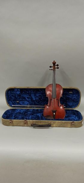 null Viola violin by Jacques BARBE, made at the beginning of the 19th century.

Brand...