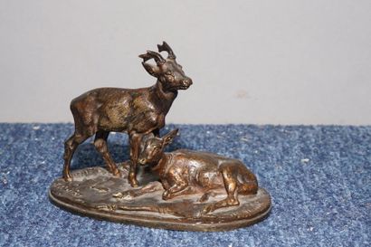 null MÈNE Pierre-Jules, 1810-1879,

Deer Group No. 2,

group in bronze with a shaded...