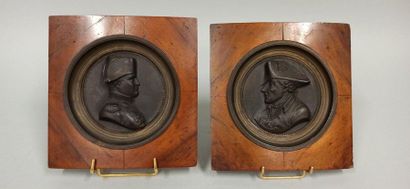 null MAYOR (XIX)

Pair of patinated copper medallions depicting busts forming a counterpart,...