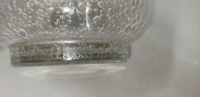 null DAUM Nancy, glass bowl , signed on the foot, Height: 8 cm - Diameter: 13 cm