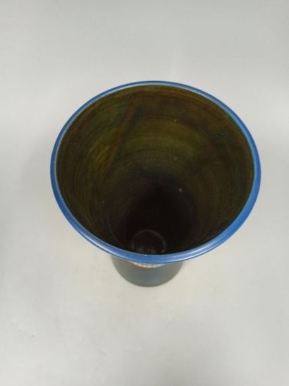 null MAUREL René (1910-1986)

Blue shaded earthenware diabolo vase with a frieze...