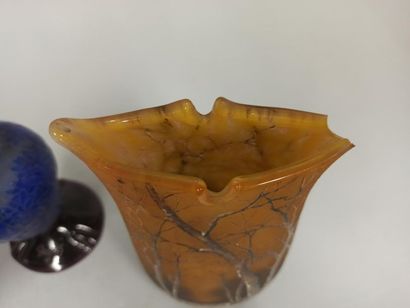 null Rough glass set:

DAUM France - Glass vase marmorated yellow orange. Decoration...