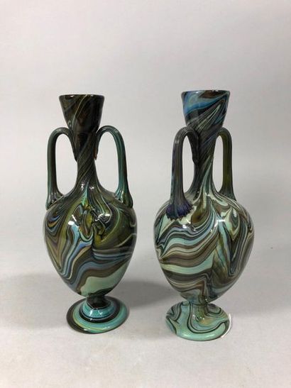 null Pair of amphora-shaped vases made of marmoreal glass. Probably Italian work...